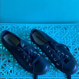 Black converse